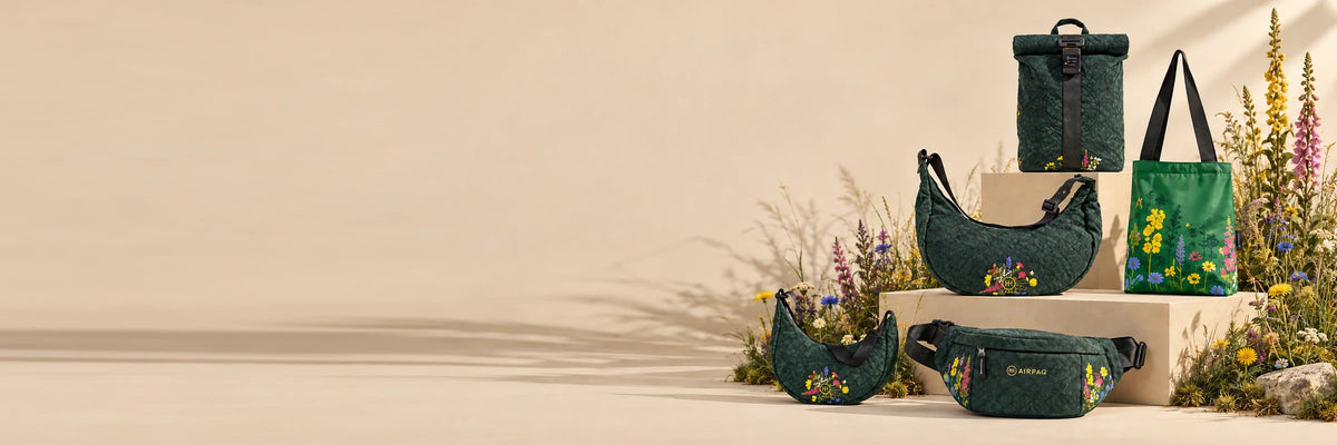 Robinga-Edition Auflage 2 – die fünf Taschen im Studio, Wildblumen als Requisite
